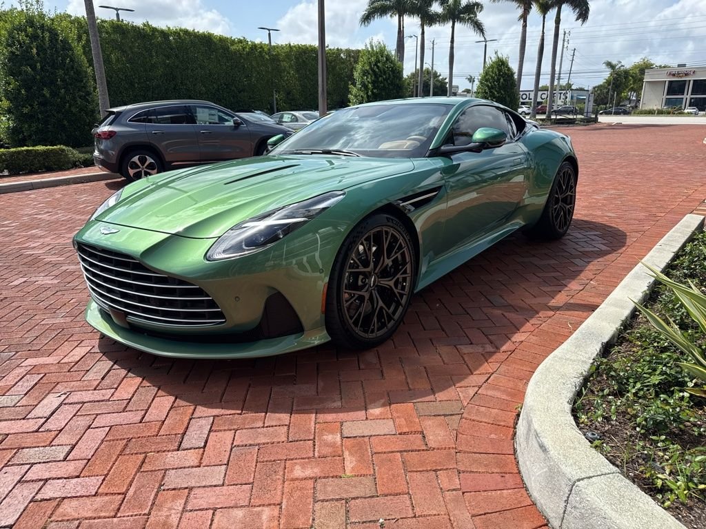 aston martin db12 2024 SCFRMFFWXRGL14335 image aston martin db12 2024 SCFRMFFWXRGL14335 image